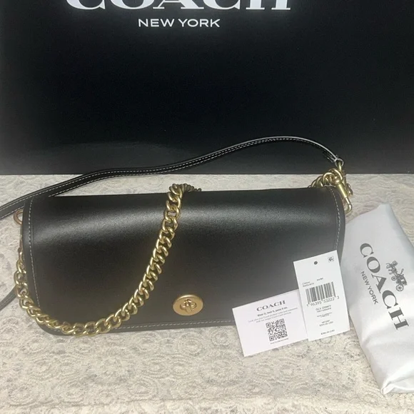 Gorgeous Coach Dinky Bag - Picture 2 of 13